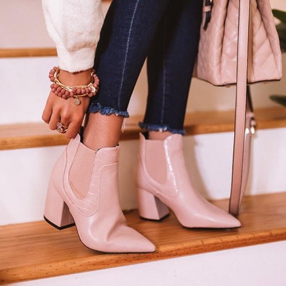RESTOCK! 5⭐️/ALYSE/ Blush Pink Croc Heeled Bootie - Picture 3 of 5
